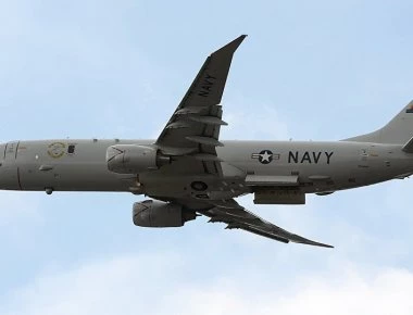Δεν το έριξαν: Αμερικανικό P-8A Poseidon πλησίασε τη βάση Χμειμίμ στη Συρία